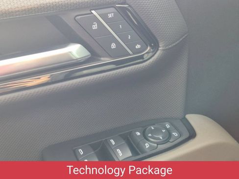 Certified 2023 Chevrolet Silverado 1500 ZR2 w/ Technology Package AWD/4WD image 12