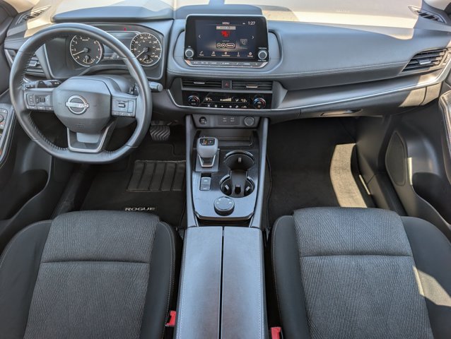 Used 2025 Nissan Rogue SV AWD/4WD image 5