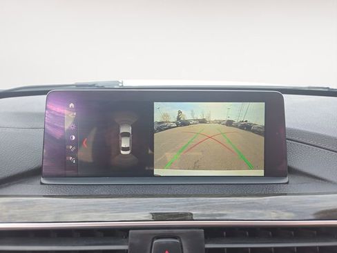 Used 2018 BMW 330e image 23