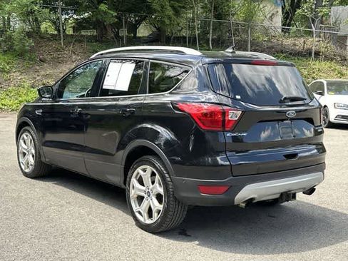 Used 2019 Ford Escape Titanium AWD/4WD image 23