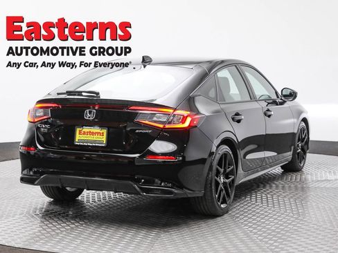 Used 2025 Honda Civic Sport image 5