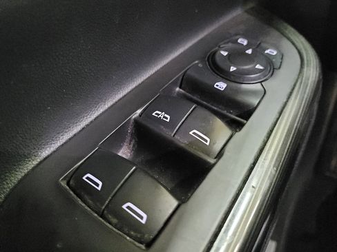 Used 2019 GMC Acadia SLT AWD/4WD image 27