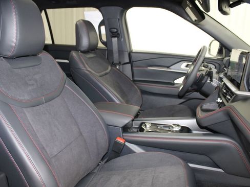 New 2026 Ford Explorer ST w/ Sun And Sound Package image 35