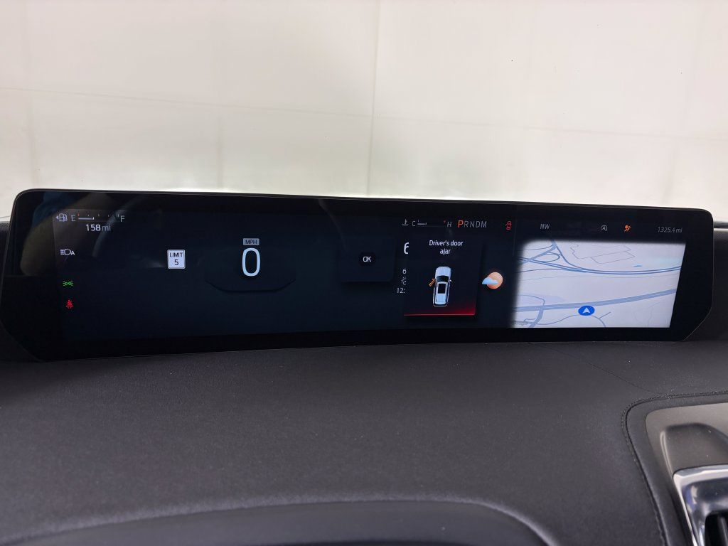 Used 2025 Ford Expedition Tremor AWD/4WD image 17