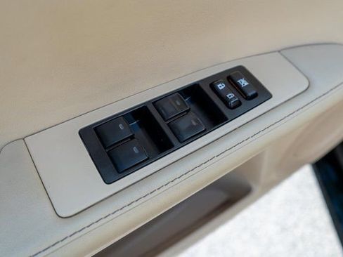Used 2014 Lexus ES 350 w/ Luxury Package FWD image 20