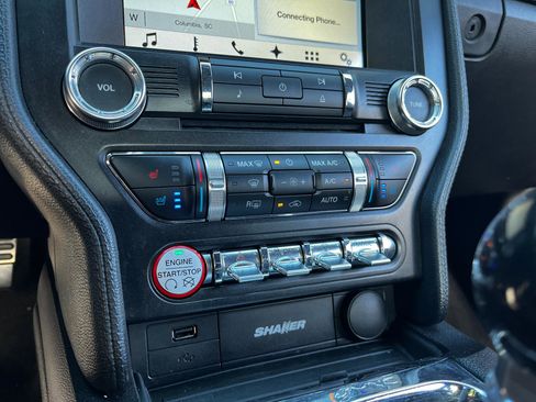 Used 2017 Ford Mustang GT Premium RWD image 38