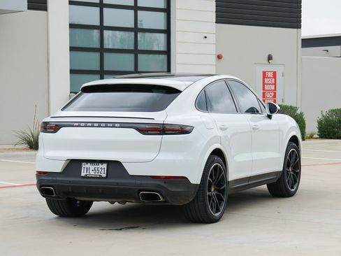 Used 2020 Porsche Cayenne image 11