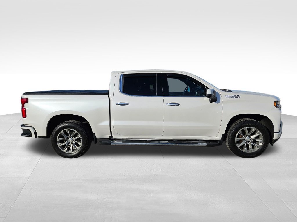 Used 2019 Chevrolet Silverado 1500 High Country w/ Technology Package AWD/4WD image 5