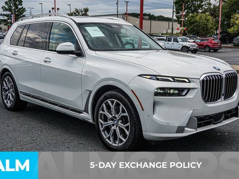 Used 2025 BMW X7 xDrive40i image 3