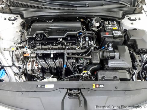 Used 2022 Hyundai Elantra SEL FWD image 34