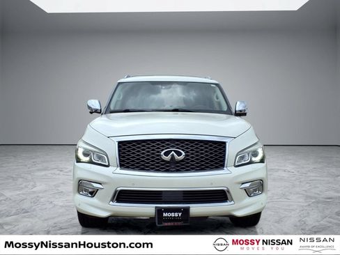 Used 2015 INFINITI QX80 2WD w/ Deluxe Technology Package image 3