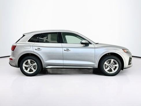 Used 2023 Audi Q5 2.0T Premium w/ Convenience Package AWD/4WD image 10