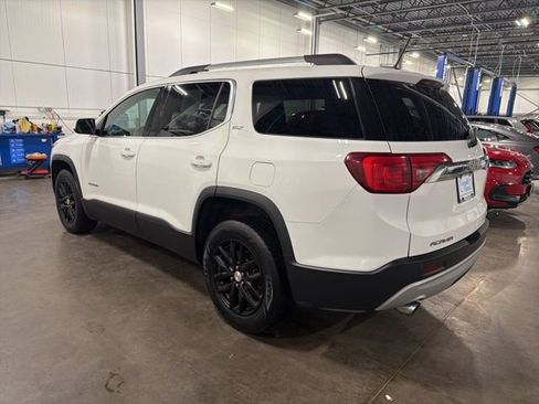 Used 2018 GMC Acadia SLT AWD/4WD image 3
