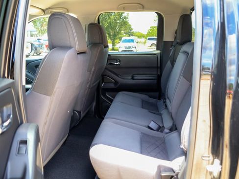 Certified 2026 Nissan Frontier SV w/ SV Convenience Package RWD image 9