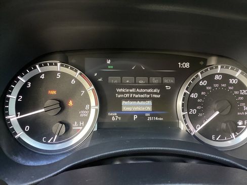 Certified 2024 Toyota Highlander LE image 11