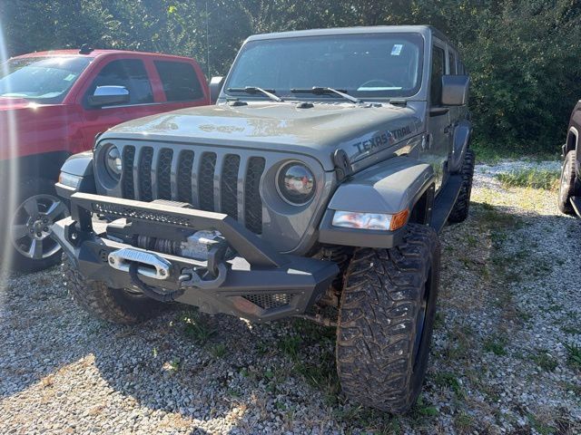 Used 2021 Jeep Gladiator Sport AWD/4WD image 4