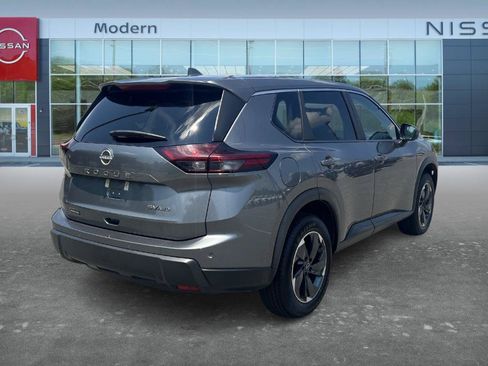 Certified 2024 Nissan Rogue SV AWD/4WD image 4