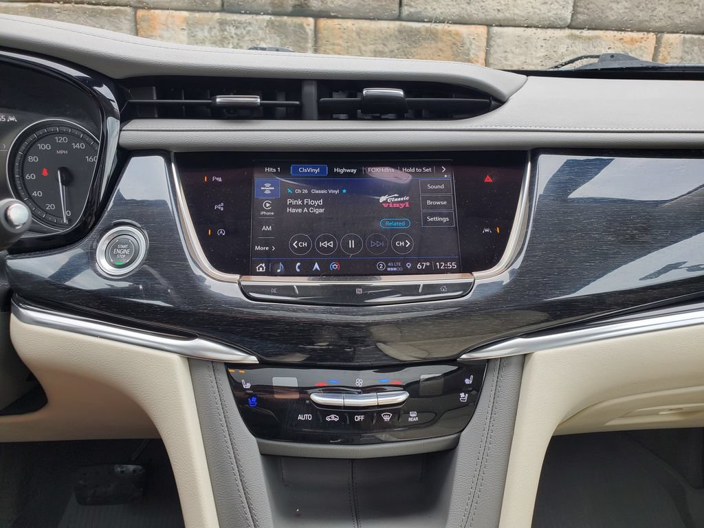 Used 2021 Cadillac XT6 Premium Luxury AWD/4WD image 26