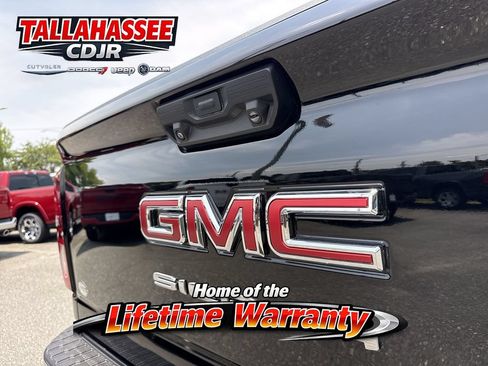 Used 2025 GMC Sierra 2500 SLE AWD/4WD image 5