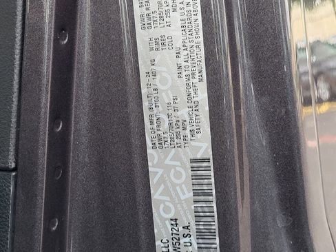 Used 2025 Jeep Wrangler Unlimited Rubicon image 35