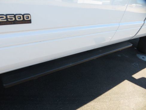 Used 1997 Dodge Ram 2500 Truck 2WD Club Cab image 13