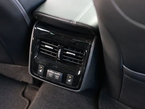 Used 2019 Toyota Avalon Touring FWD image 44