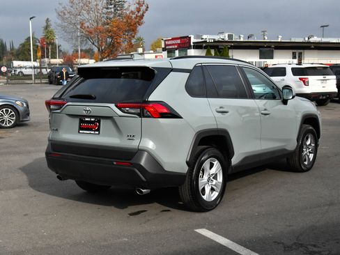 Used 2023 Toyota RAV4 XLE image 8