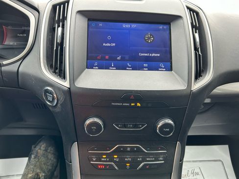 Used 2020 Ford Edge SEL image 22