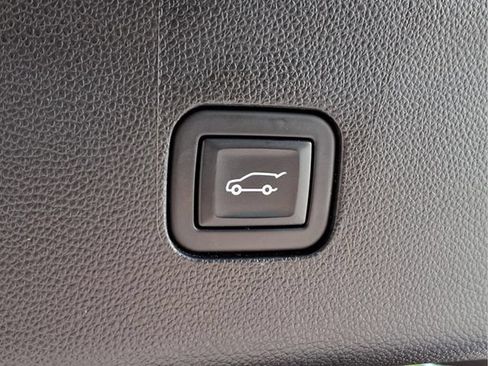 Certified 2023 Buick Enclave Premium w/ Experience Buick Package FWD image 24