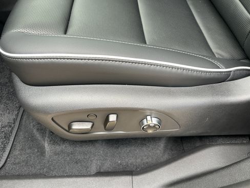 New 2025 Buick Enclave Avenir w/ Super Cruise Package image 21