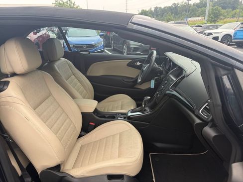 Used 2018 Buick Cascada Premium FWD image 18