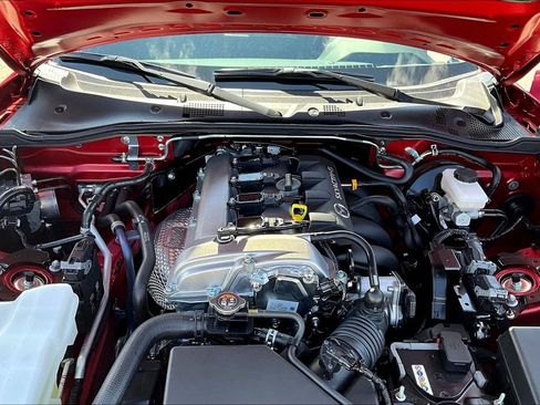 New 2026 MAZDA MX-5 Miata RF Grand Touring RWD image 10