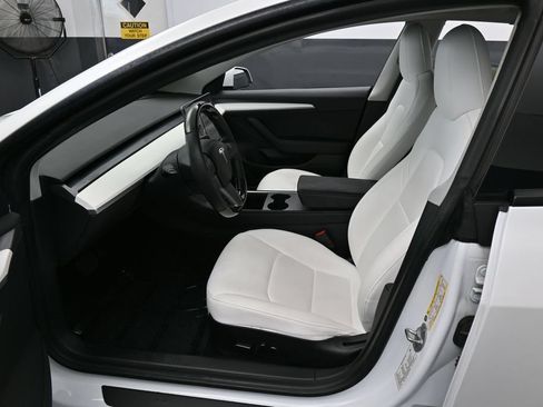 Used 2021 Tesla Model 3 Standard Range Plus RWD image 10