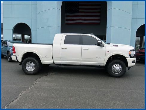 Used 2023 RAM 3500 Limited AWD/4WD image 1