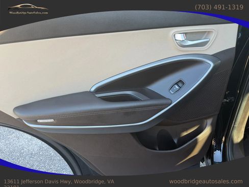 Used 2017 Hyundai Santa Fe Sport w/ 2.4L Value Package 06 image 22