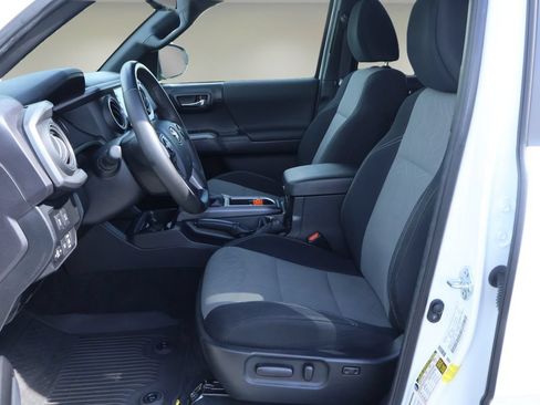 Certified 2023 Toyota Tacoma TRD Sport w/ Advanced Technology Package AWD/4WD image 12