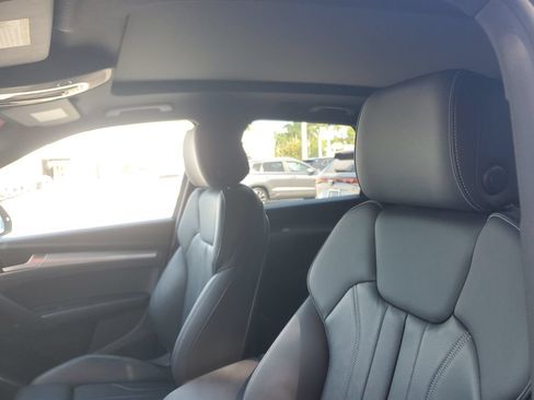 Certified 2025 Audi Q5 2.0T Premium AWD/4WD image 23