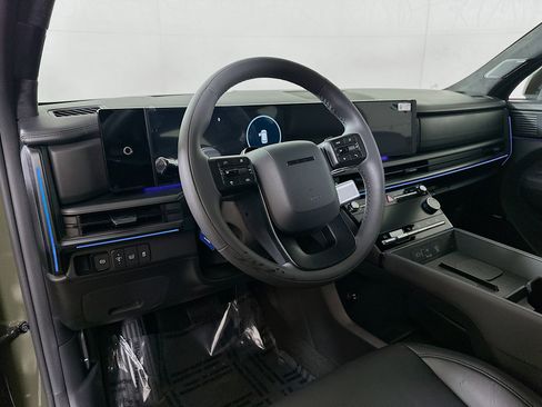 New 2026 Hyundai Santa Fe Calligraphy AWD/4WD image 9