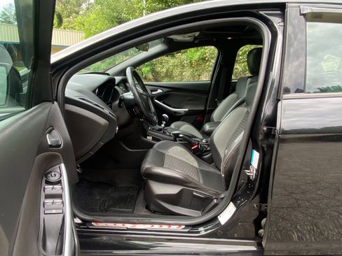 Used 2013 Ford Focus ST FWD image 14