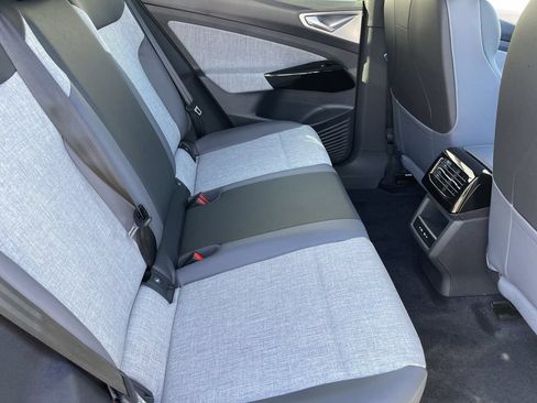 New 2026 Volkswagen ID.4 Pro RWD image 9