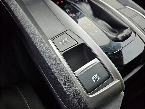 Certified 2017 Honda Civic EX image 25