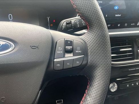 Used 2024 Ford Escape ST-Line w/ Tech Pack #1 AWD/4WD image 19
