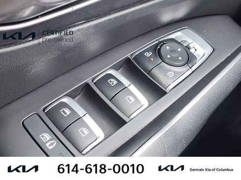 Certified 2024 Kia Sorento S image 26