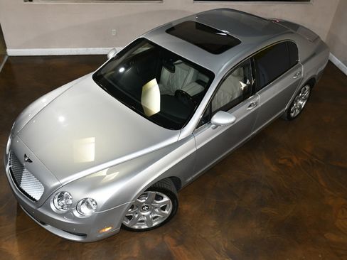 Used 2008 Bentley Flying Spur Flying Spur image 74