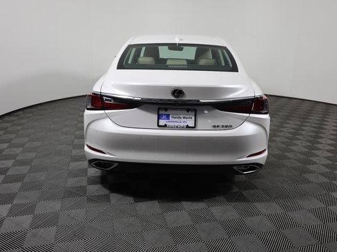 Used 2019 Lexus ES 350 w/ Premium Package image 6