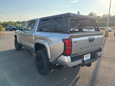 New 2025 Toyota Tacoma SR5 AWD/4WD image 5