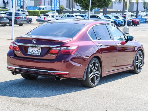 Used 2016 Honda Accord Sport image 7