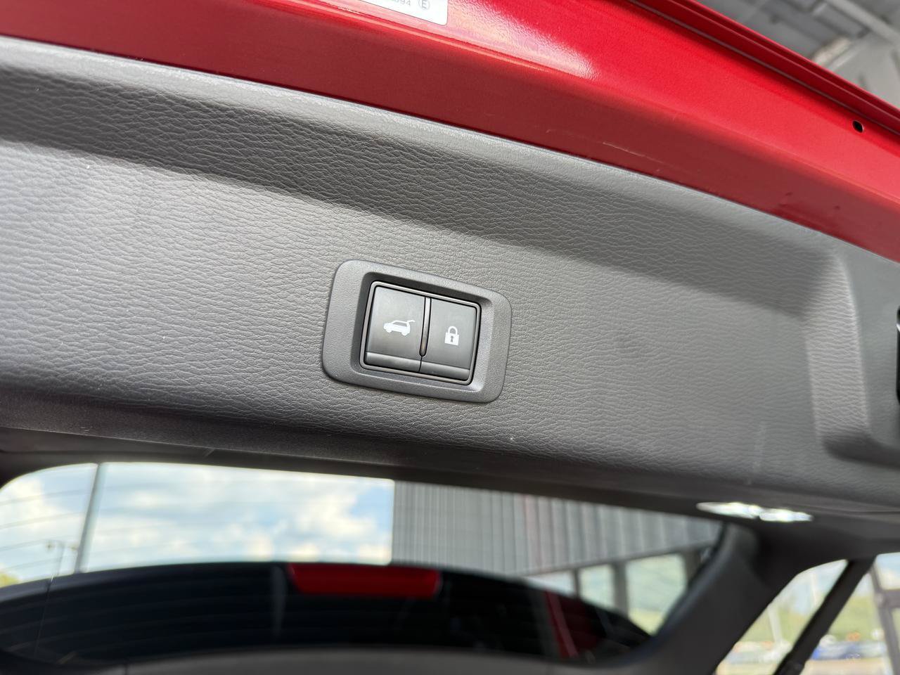 Used 2025 Mitsubishi Outlander SEL AWD/4WD image 50