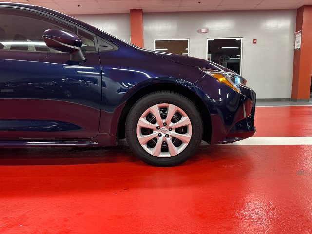 Certified 2024 Toyota Corolla LE FWD image 31