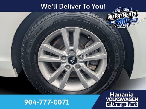 Used 2016 Hyundai Sonata SE FWD image 11